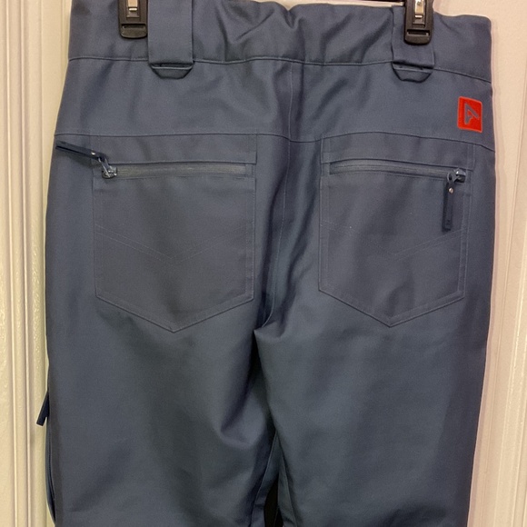 Amalie women’s snowboard/ski pants - Picture 3 of 3